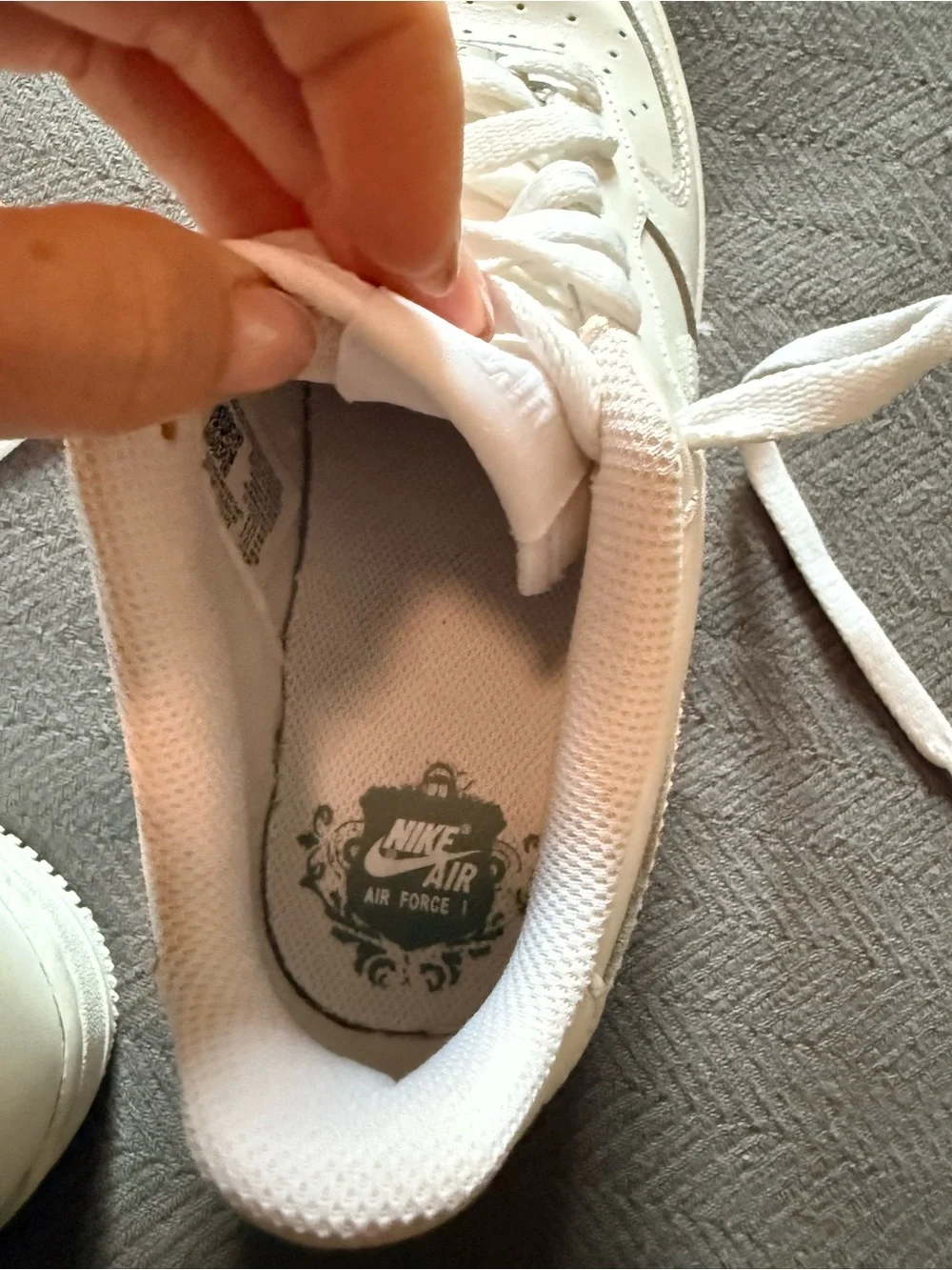 Nike Kids White Low-Top Leather Sneakers